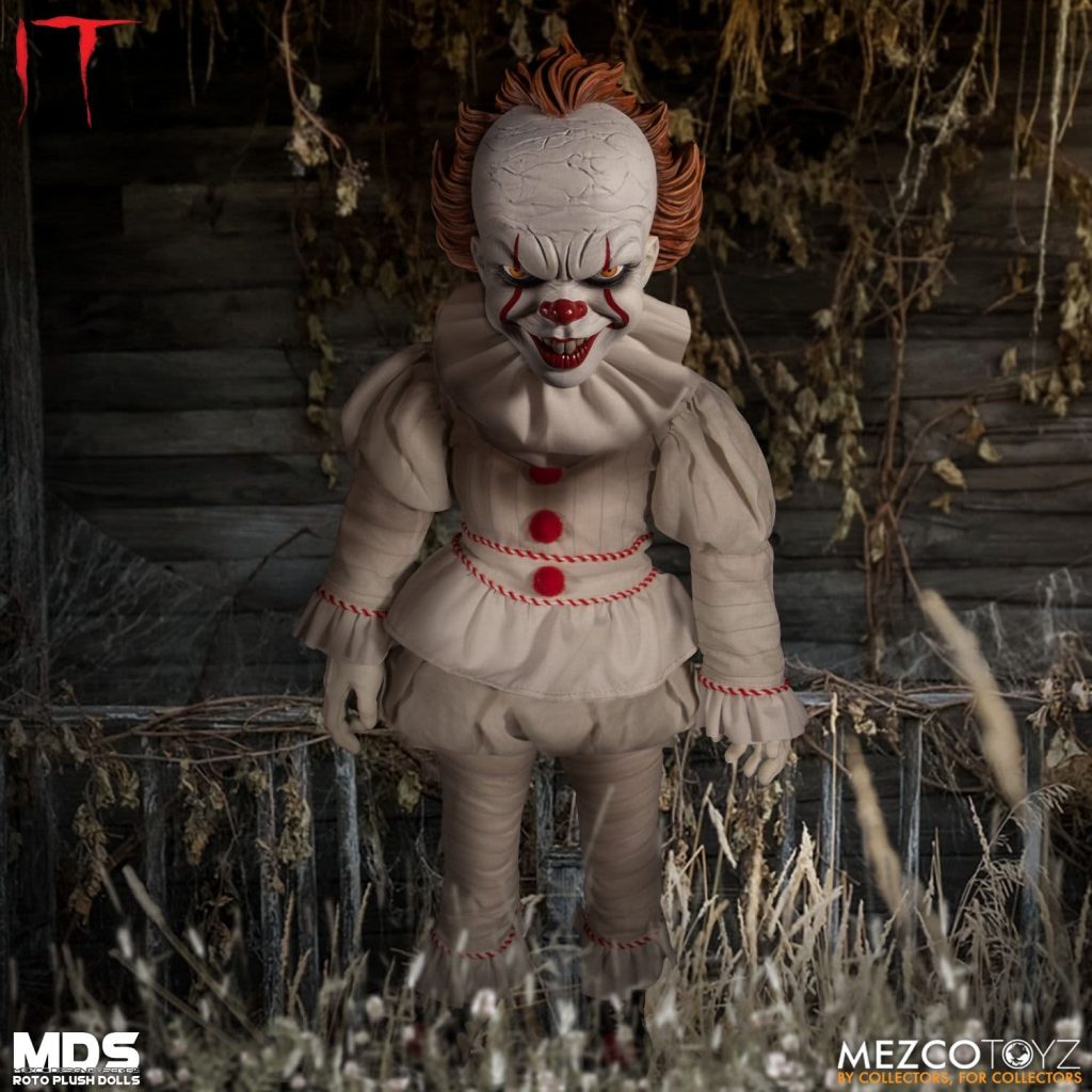 IT (2017): Pennywise Doll - standing